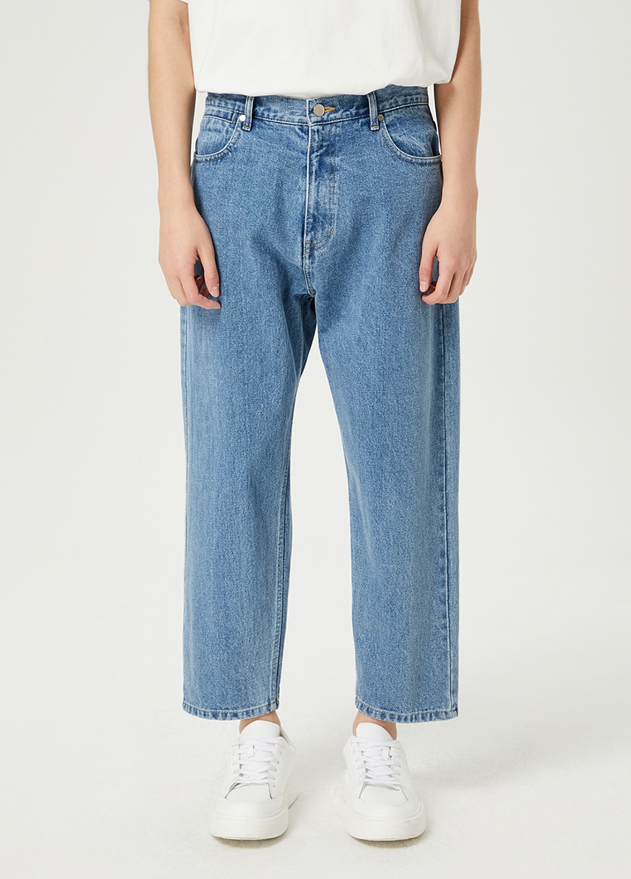 Tapered fit cropped denim pants