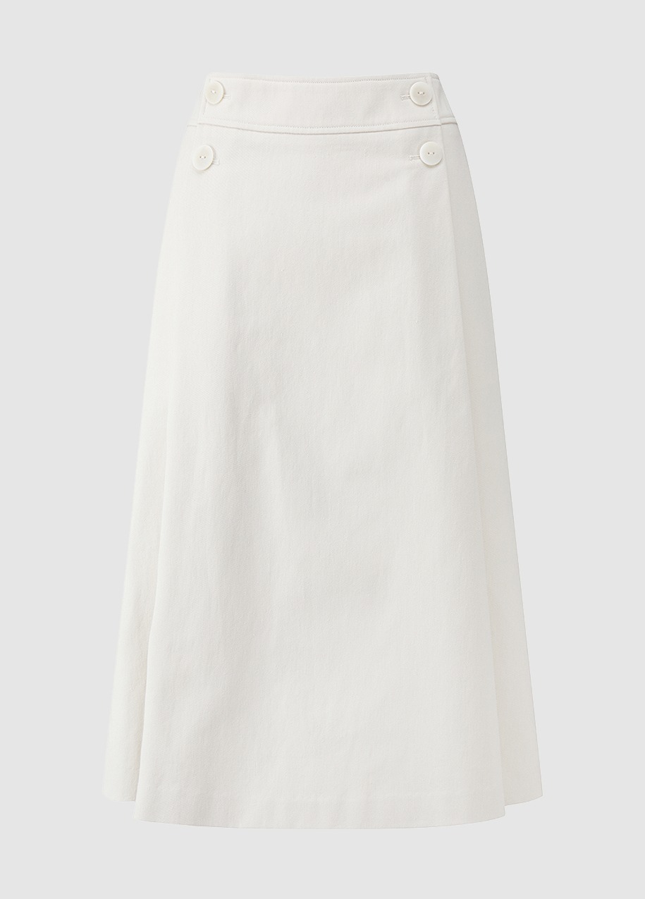 Two button point A-line skirt