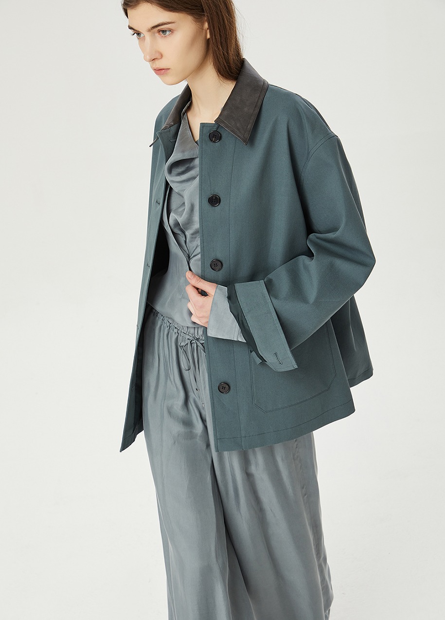 Color-matched collar cotton jacket