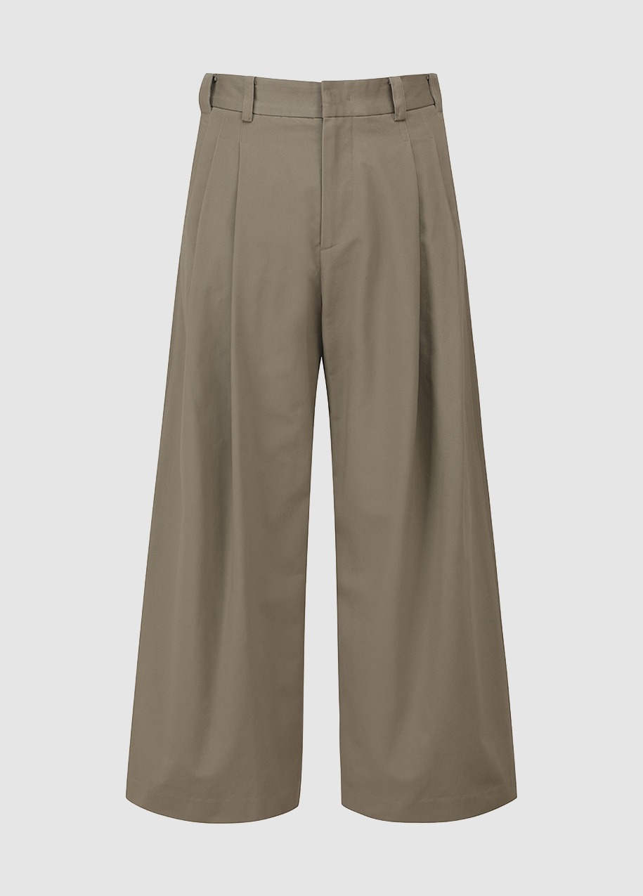Casual two-tuck wide pants