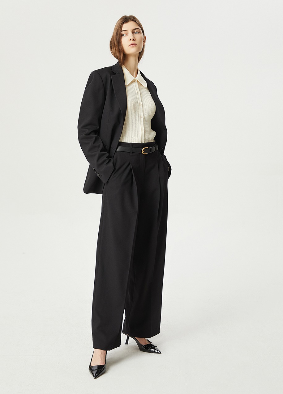 One tuck wide fit tailored pants