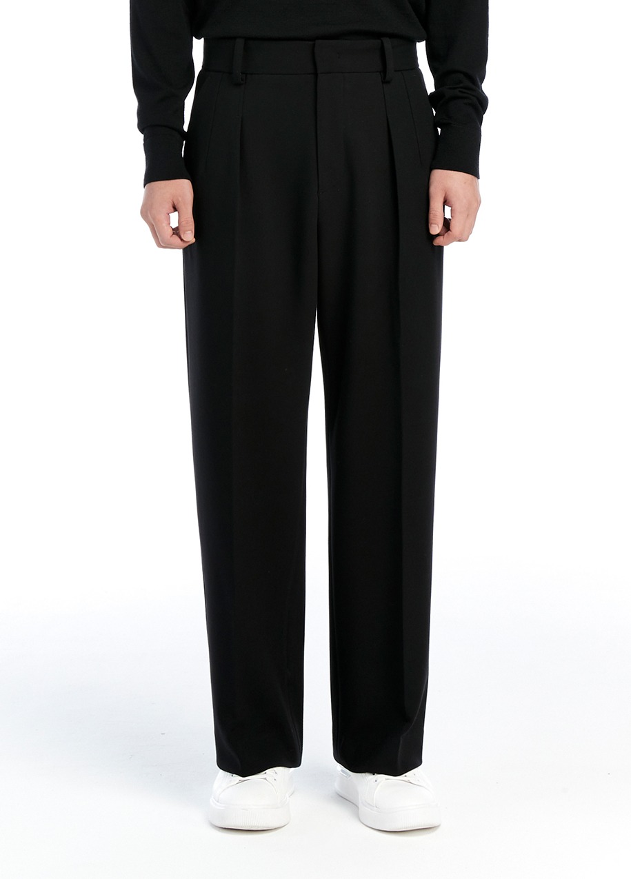 Tailored one-tuck pants